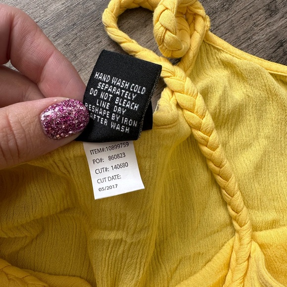 Torrid yellow tank top - Picture 3 of 4